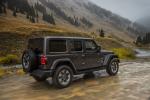Jeep Wrangler Unlimited Sahara 2018 года (NA)